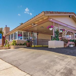 Rodeway Inn Near Downtown Monterey